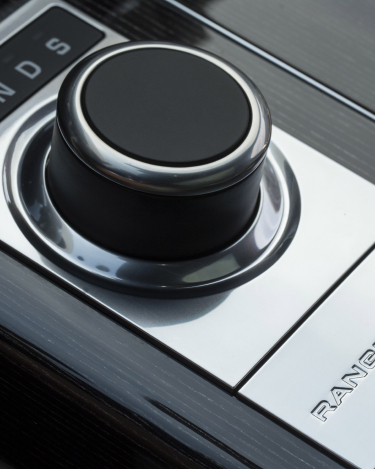 2013-Range-Rover-Interior-close-ups-23