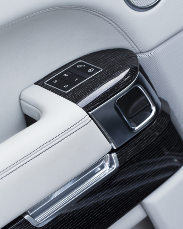 2013-Range-Rover-Interior-close-ups-24