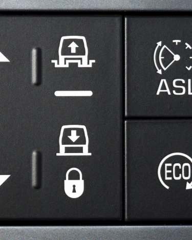 2013-Range-Rover-Interior-close-ups-4
