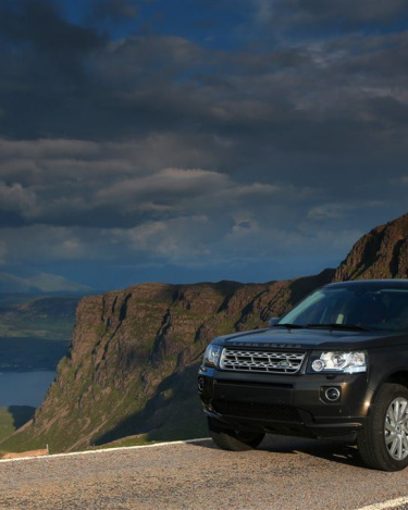 2013_Land_Rover_LR2_63