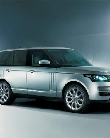 2013_Range_Rover_Front_Studio