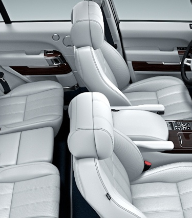 Cirrus_Semi_Aniline_Leather_seats_with_Navy_Cirrus_interior