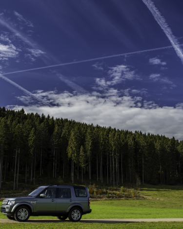 2014-Land-Rover-Discovery-Media-Preview-13