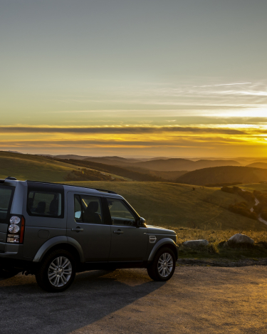 2014-Land-Rover-Discovery-Media-Preview-4