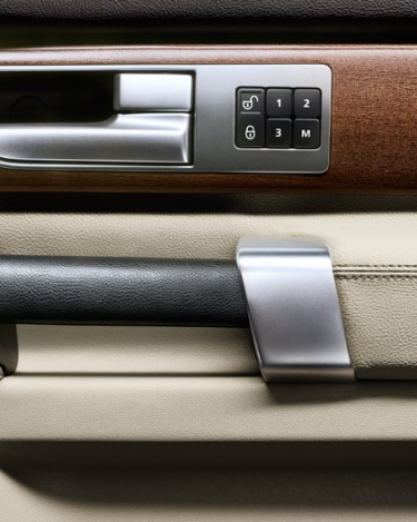 2014lr-disc-interior-meridian