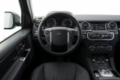 2014-Land-Rover-Discovery-Media-Preview-18