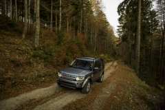 2014-Land-Rover-Discovery-Media-Preview-6