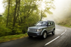 2014-Land-Rover-Discovery-Media-Preview-8