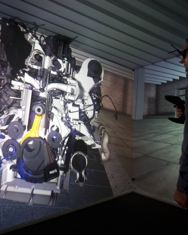 JLR_Tech_Showcase_Ingenium_VR_090714_01