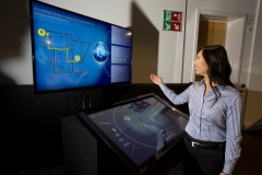 JLR_Tech_Showcase_Virtual_Windscreen_090714_02