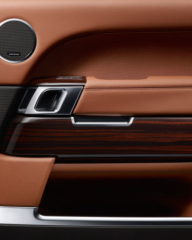 Range-Rover-Autobiography-Black-LWB-NA-Reveal-1