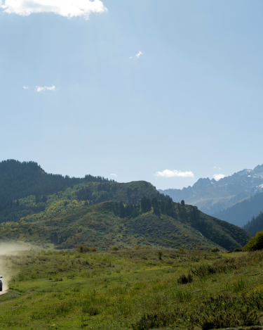 2013-Silk-Trail-Range-Rover-Hybrid-14