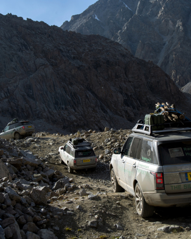 2013-Silk-Trail-Range-Rover-Hybrid-17