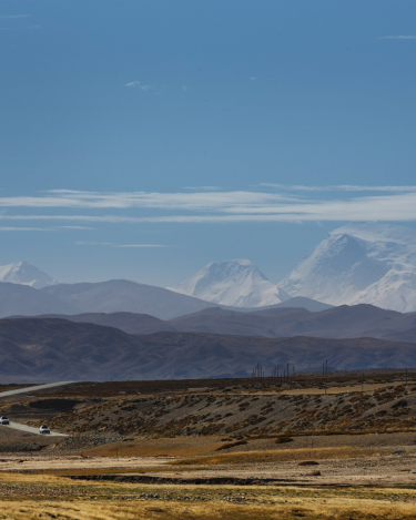 2013-Silk-Trail-Range-Rover-Hybrid-32