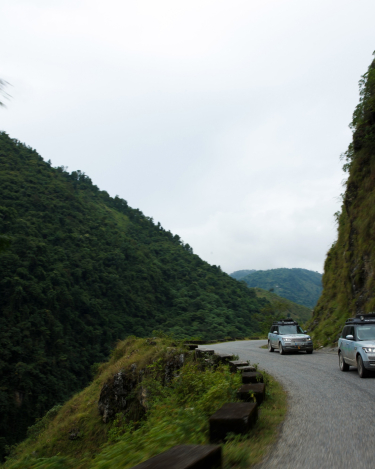 2013-Silk-Trail-Range-Rover-Hybrid-45