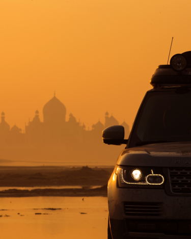 2013-Silk-Trail-Range-Rover-Hybrid-75