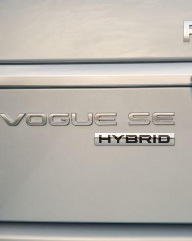 Range-Rover-Hybrid-Silk-Trail-28