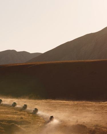 Range-Rover-Hybrid-on-Silk-Trail-58