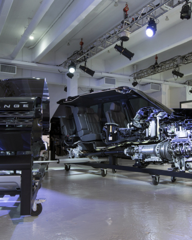 RR_Range_Rover_Sport_Cutaway_21