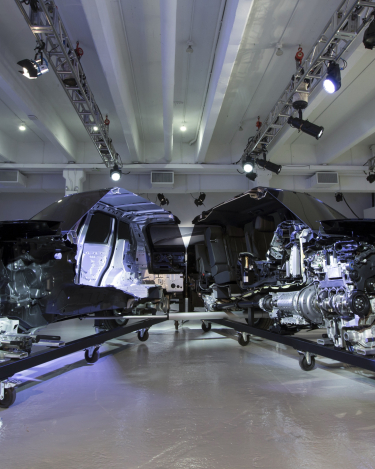 RR_Range_Rover_Sport_Cutaway_22