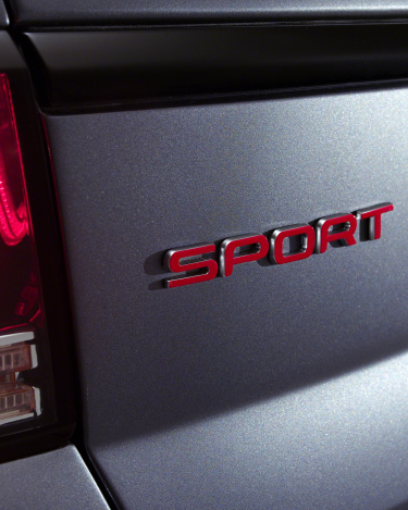 2014-Range-Rover-Sport-Up-close-10