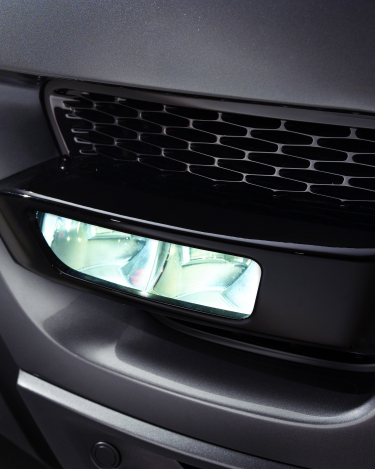 2014-Range-Rover-Sport-Up-close-4