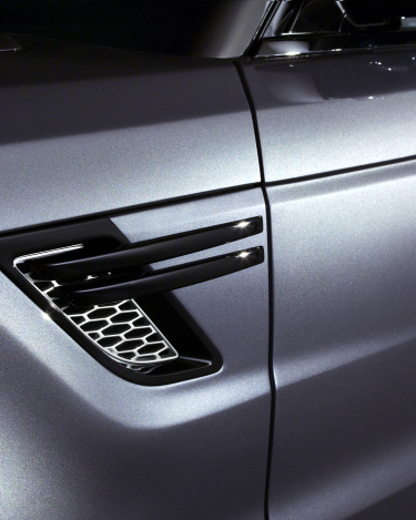2014-Range-Rover-Sport-Up-close-6