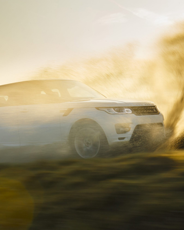 2014-Range-Rover-Sport-Autobiography-Fuji-White-16