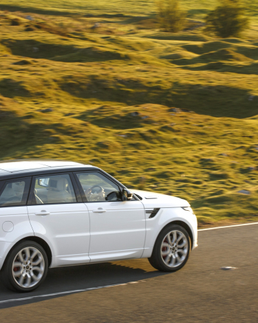 2014-Range-Rover-Sport-Autobiography-Fuji-White-4