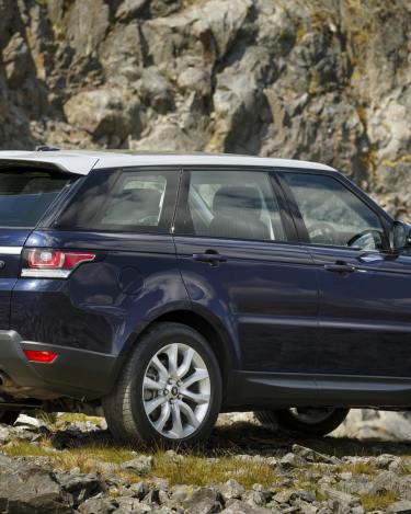 Range-Rover-Sport-Loire-Blue-Supercharged-V6-10