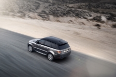 2014-Range-Rover-Sport-in-Motion-1