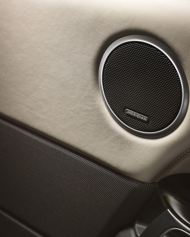 2014-Range-Rover-Sport-Interiors-6