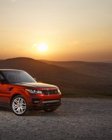 2014-Range-Rover-Sport-Action-Shots-20