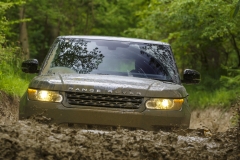 2014-Range-Rover-Sport-Action-Shots-1