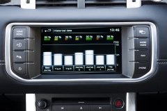 2014-Range-Rover-Evoque-Extended-Screens-5