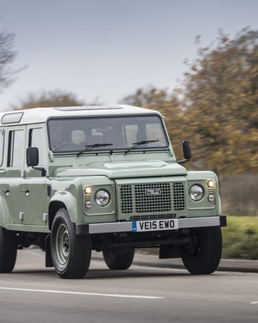 Heritage_Defender_001