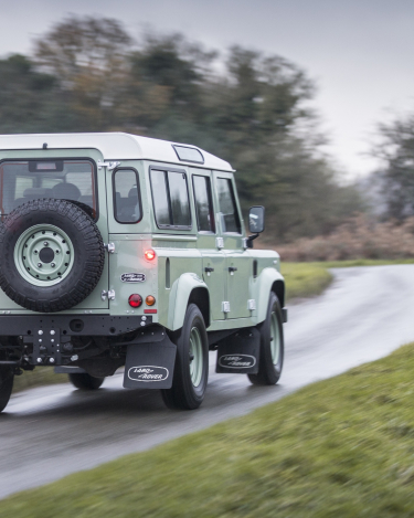 Heritage_Defender_010