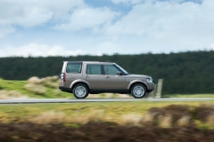2015-Land-Rover-Discovery-LR4-12