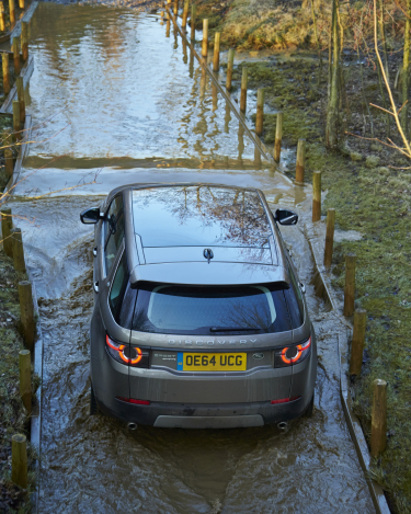 Land-Rover-Discovery-Sport-Off-road-21