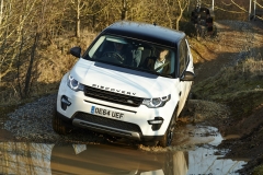 Land-Rover-Discovery-Sport-Off-road-1