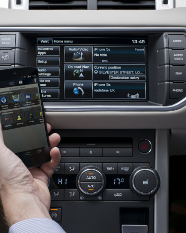 2015-Range-Rover-Evoque-InContol-Apps-1