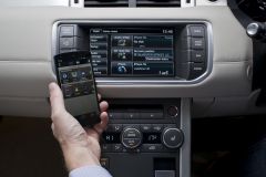 2015-Range-Rover-Evoque-InContol-Apps-1