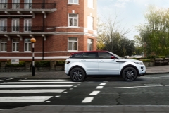 2015-Range-Rover-Evoque-NW8-Abbey-Road-2