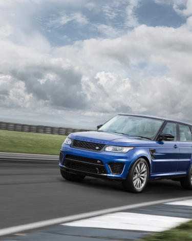 Range-Rover-Sport-SVR-17