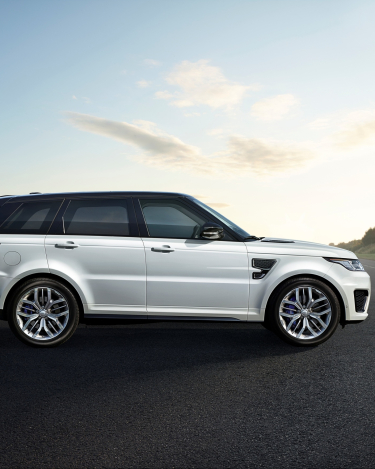 Range-Rover-Sport-SVR-Hero-Shots-3