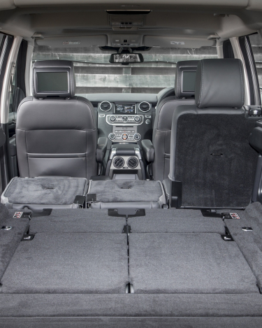 Land-Rover-Discovery-Landmark-27