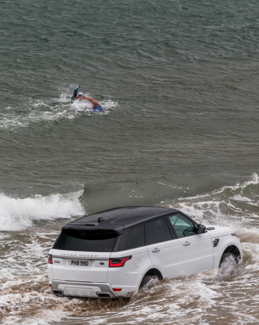 2019-Range-Rover-Sport-PHEV-Open-Water-Challenge-9
