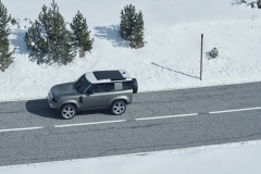 2020-Land-Rover-Defender-90-On-road-1