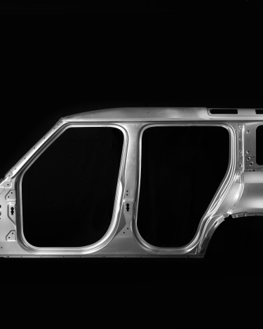 2020-Land-Rover-Defender-Frame-3