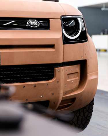2020-Land-Rover-Defender-Design-Studio-12